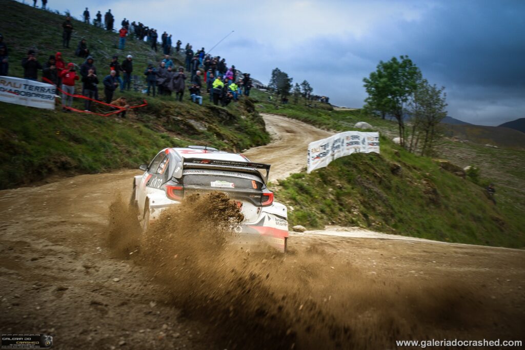 Rali Terras D’Aboboreira – Três em três para Kris Meeke